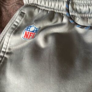 Men’s joggers Dri-fit material